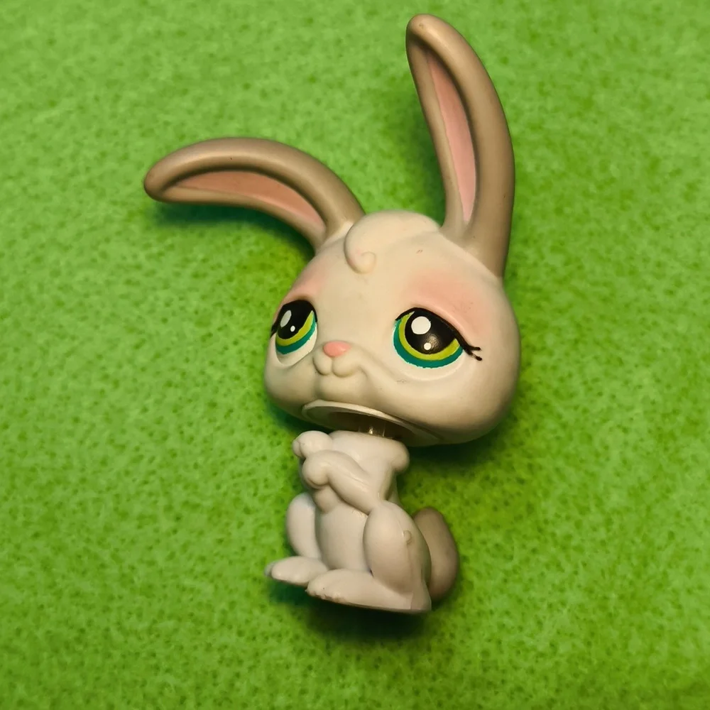 LPS White Rabbit - Picture 2 of 3